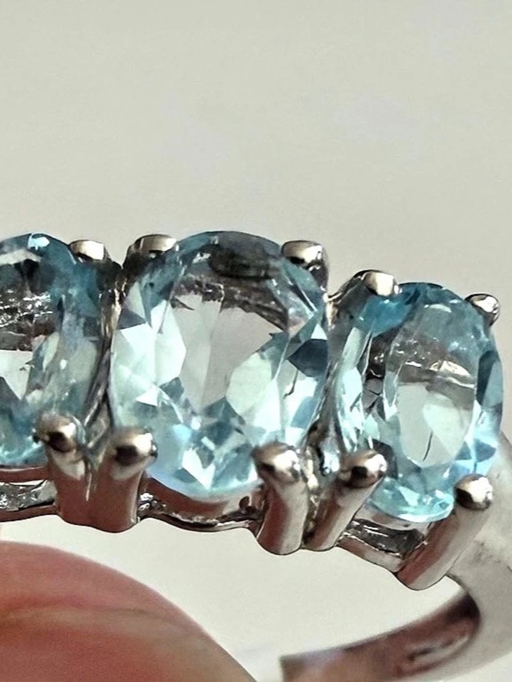 925 Sterling Silver Light Blue Translucent Gemstones Ring Sz 7